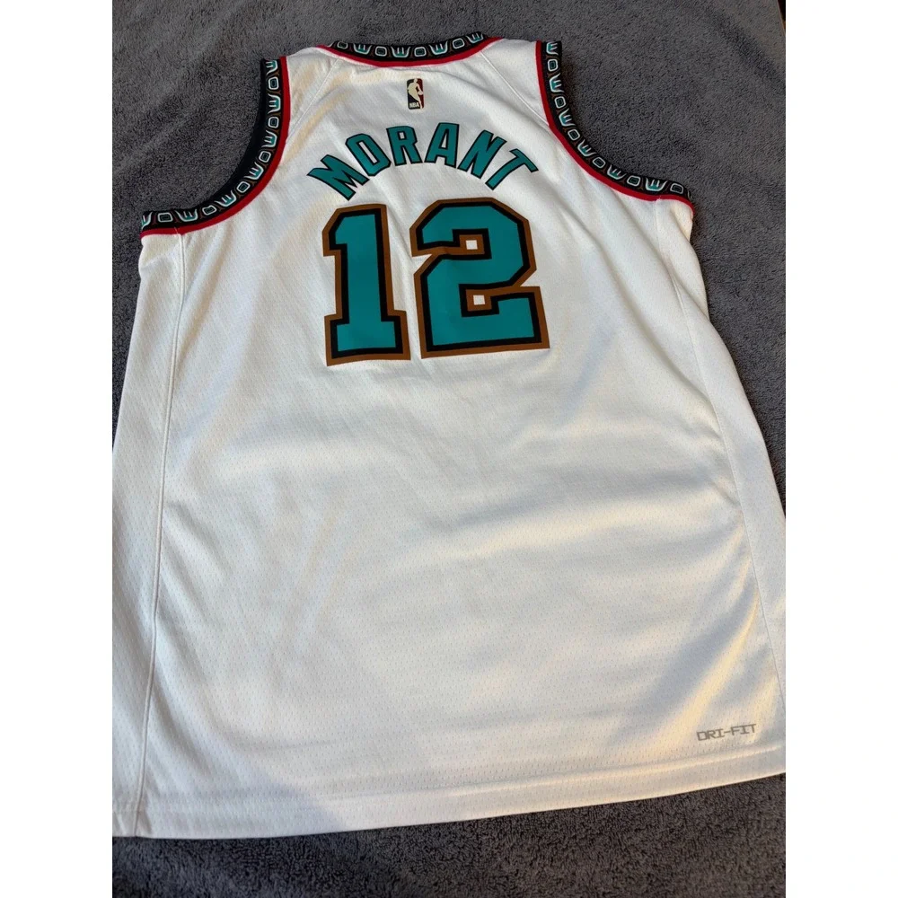 Nike Ja Morant Memphis Grizzlies Vancouver Classic Edition Jersey Youth Large 12